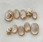 Nude cat eye chrome nails