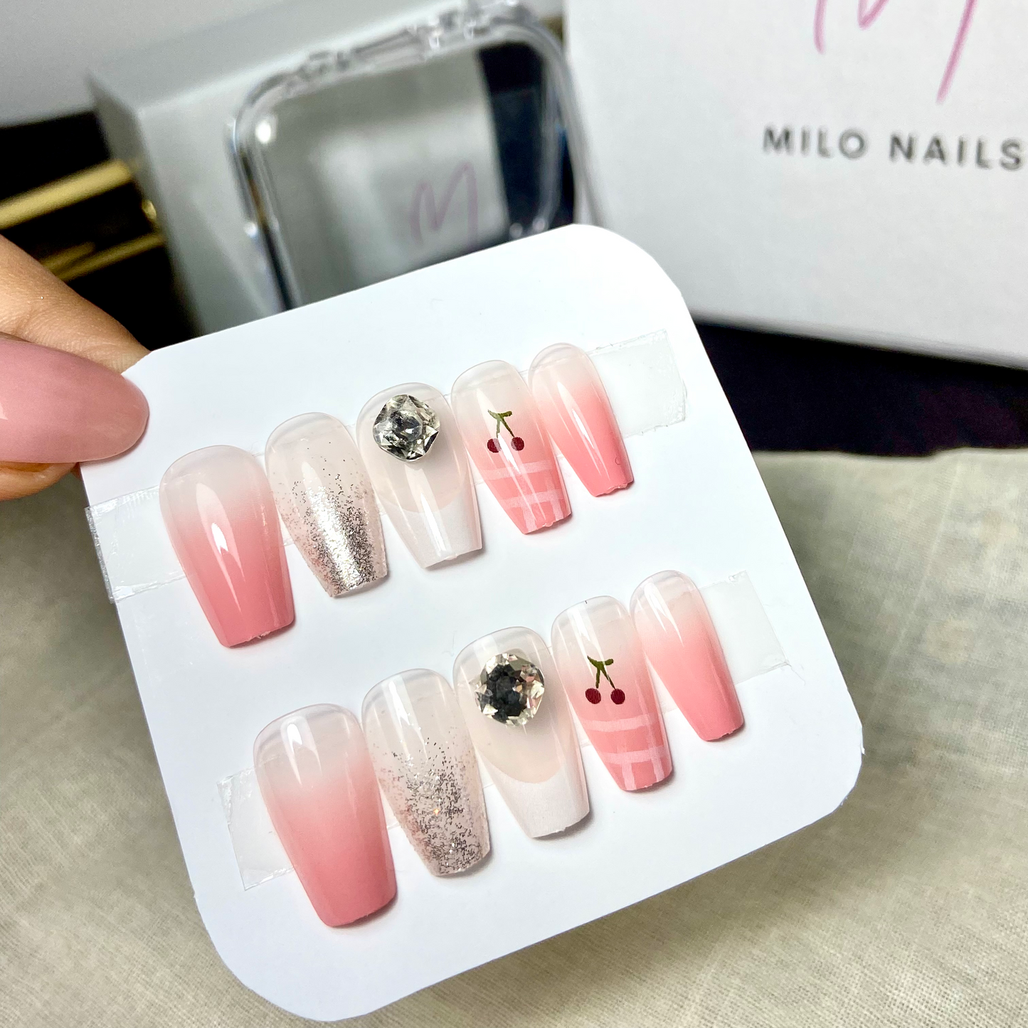Ombre pink stone nails (24pcs)