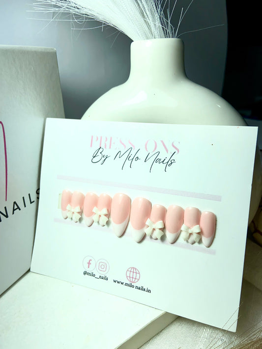 French tips with bow