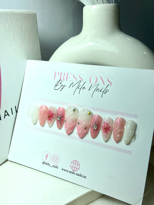 Greek exquisite nails