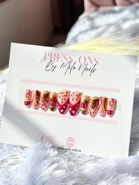 Maroon artisanal artwork