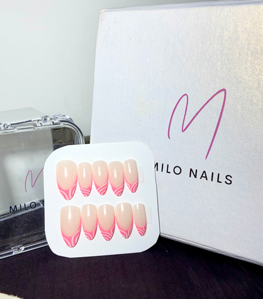 Pink - white french nails (24pcs)