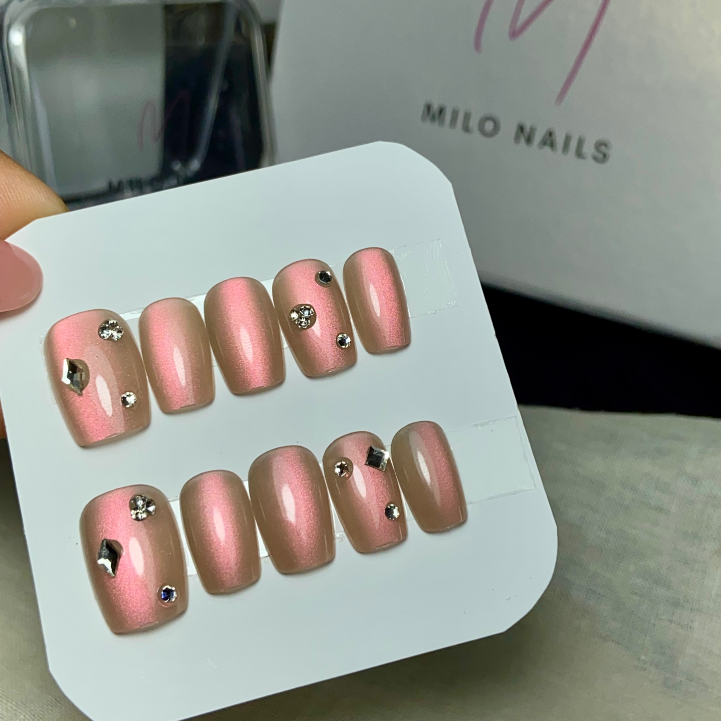 Chrome rhinestone nails (24 pcs)