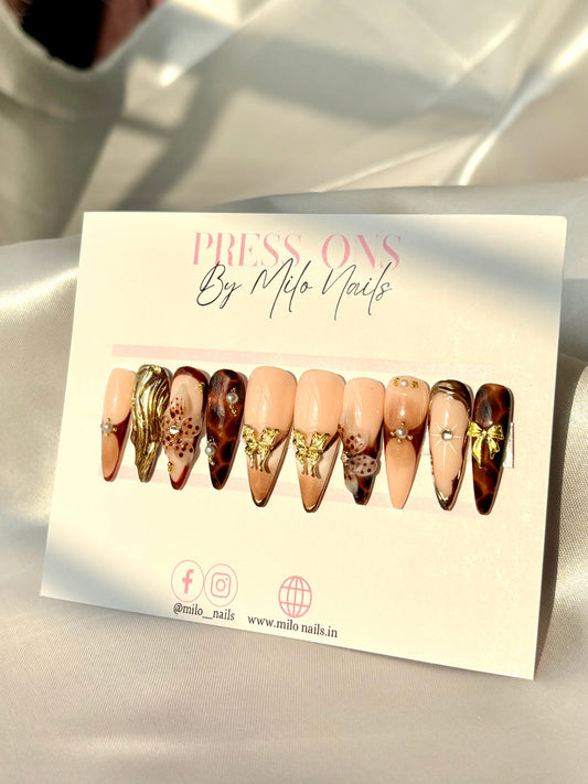 Brown 3-d flowers metallic nails