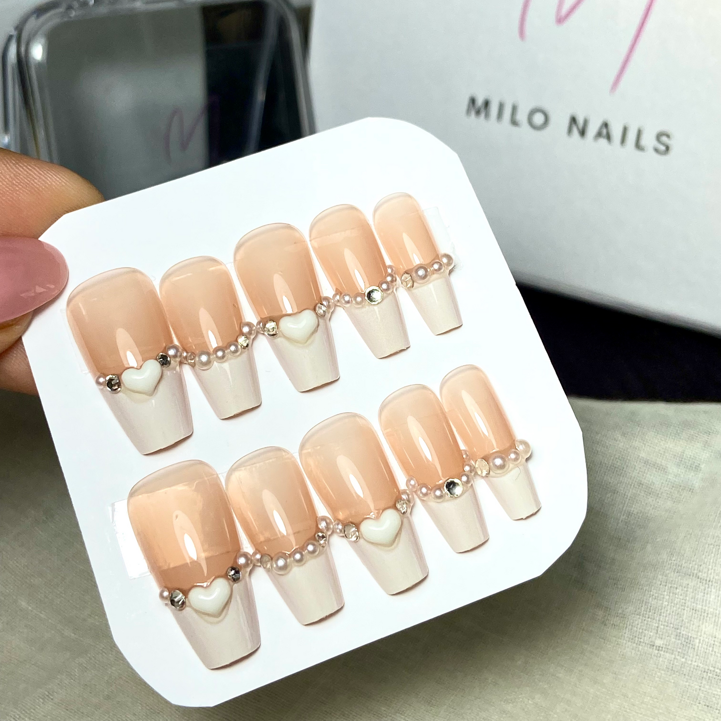 French with pearl nails (24pcs)