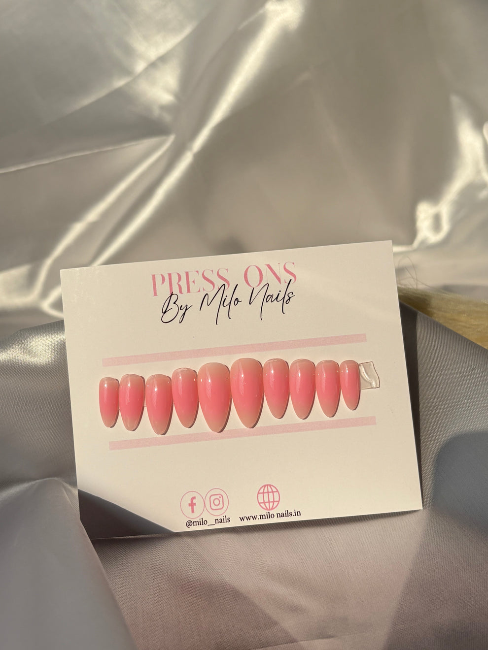 Pink aura nails