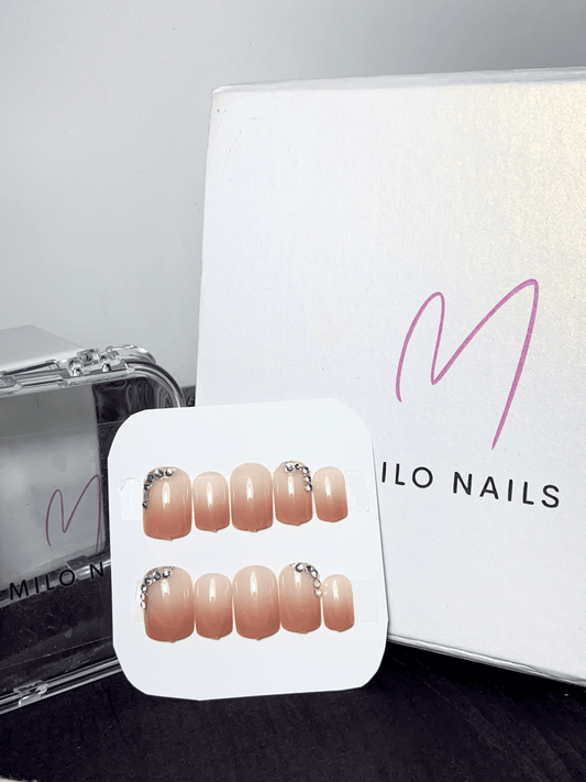 Ombre nails with rhinestones (24pcs)