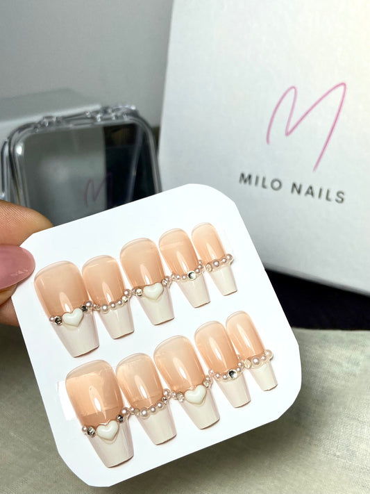 French with pearl nails (24pcs)