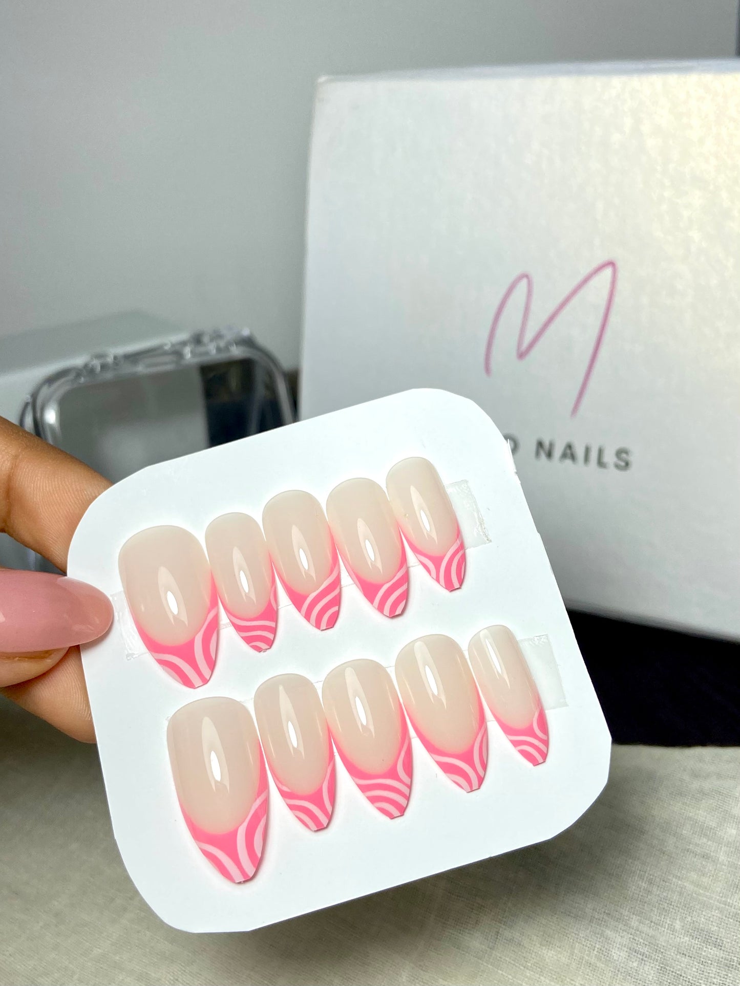 Pink - white french nails (24pcs)