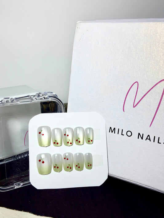 Green tips with Cherry nails cateye  (24 pieces)