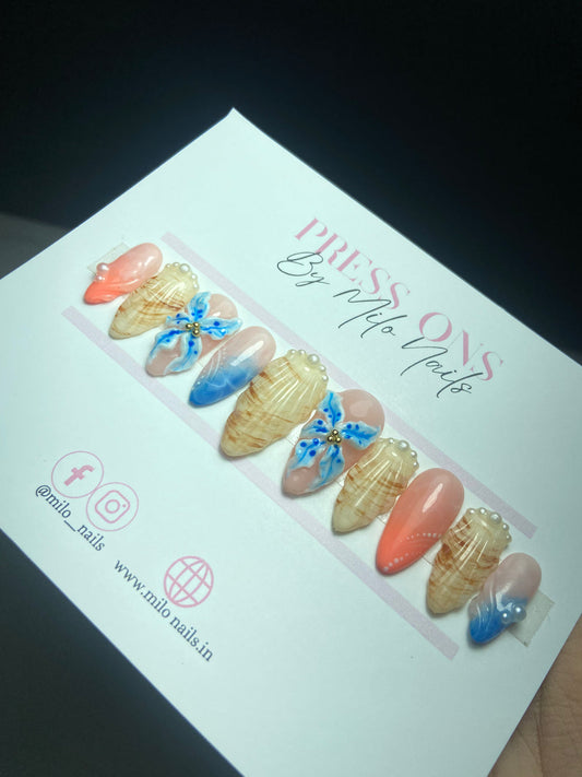 Beachy 3-d flower nails