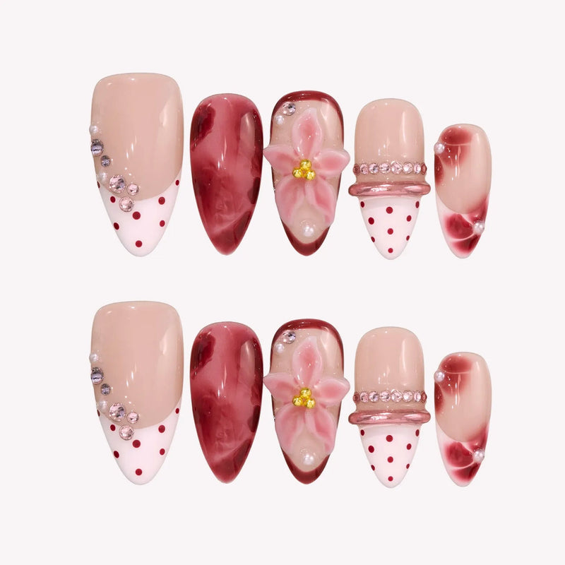 Pretty dots - Handmade Press Ons
