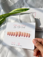 White +pink tips - Handmade Press Ons