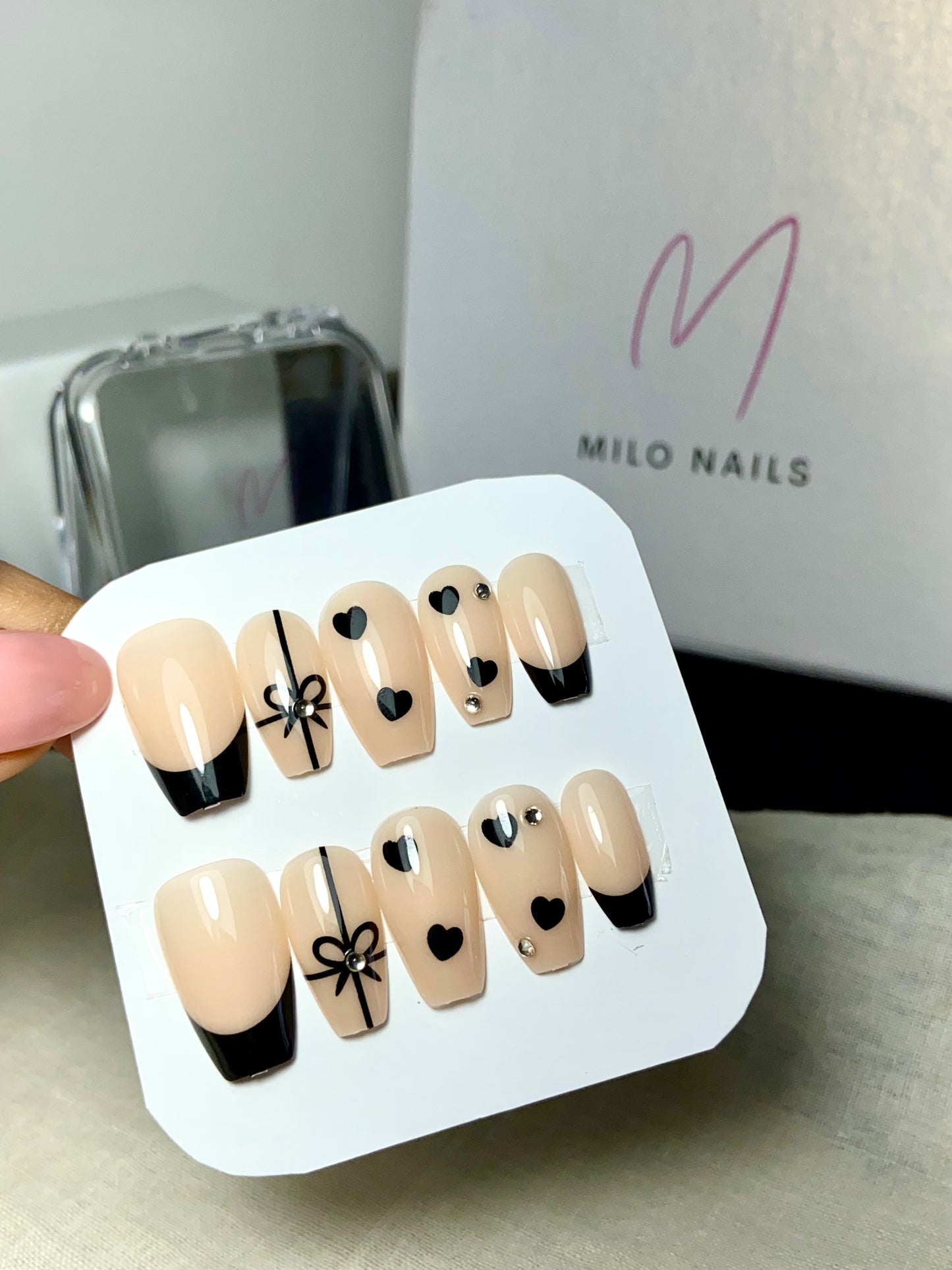 Black french with bow (24pcs)