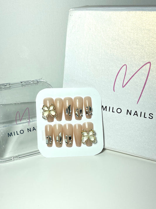 Butterfly studded nails(24pcs)