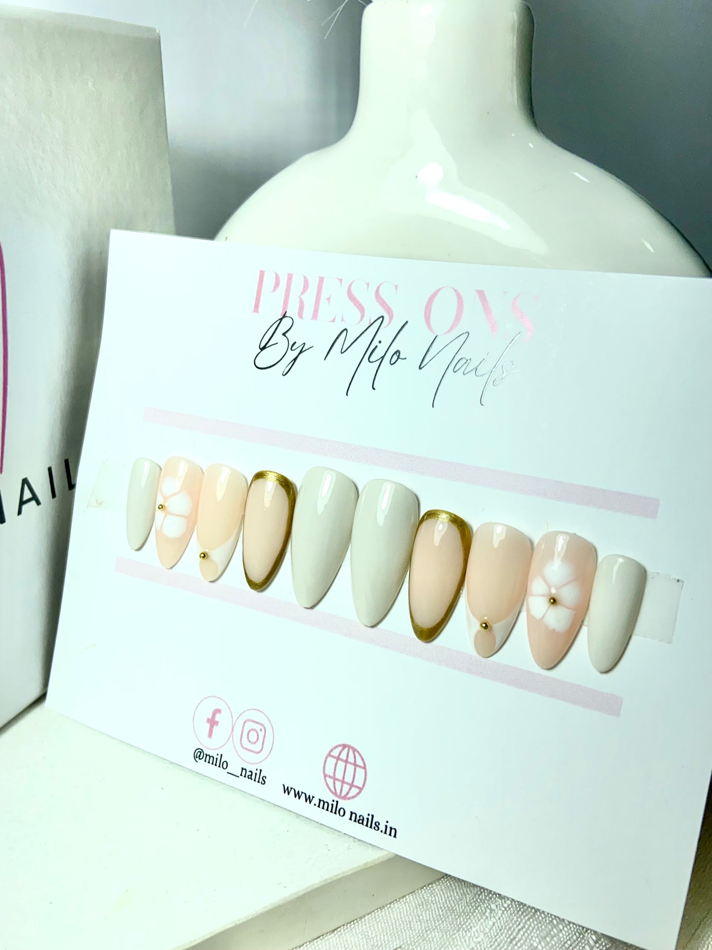 White chrome nails
