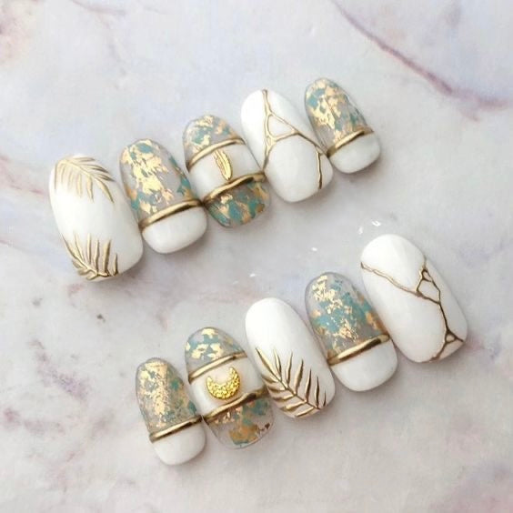 White leafy chrome nails