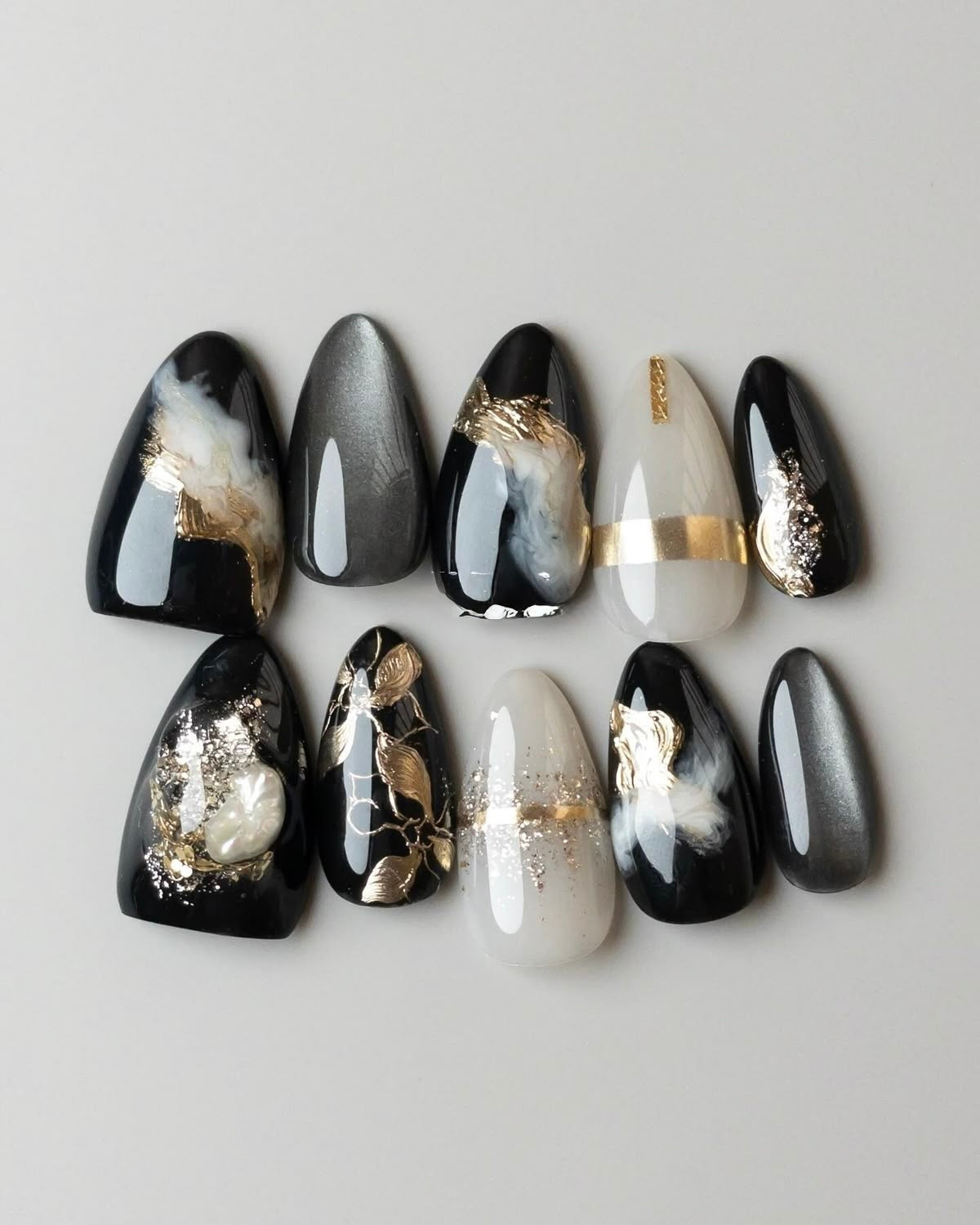 Black and white marble nails