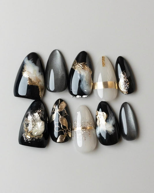 Black and white marble nails