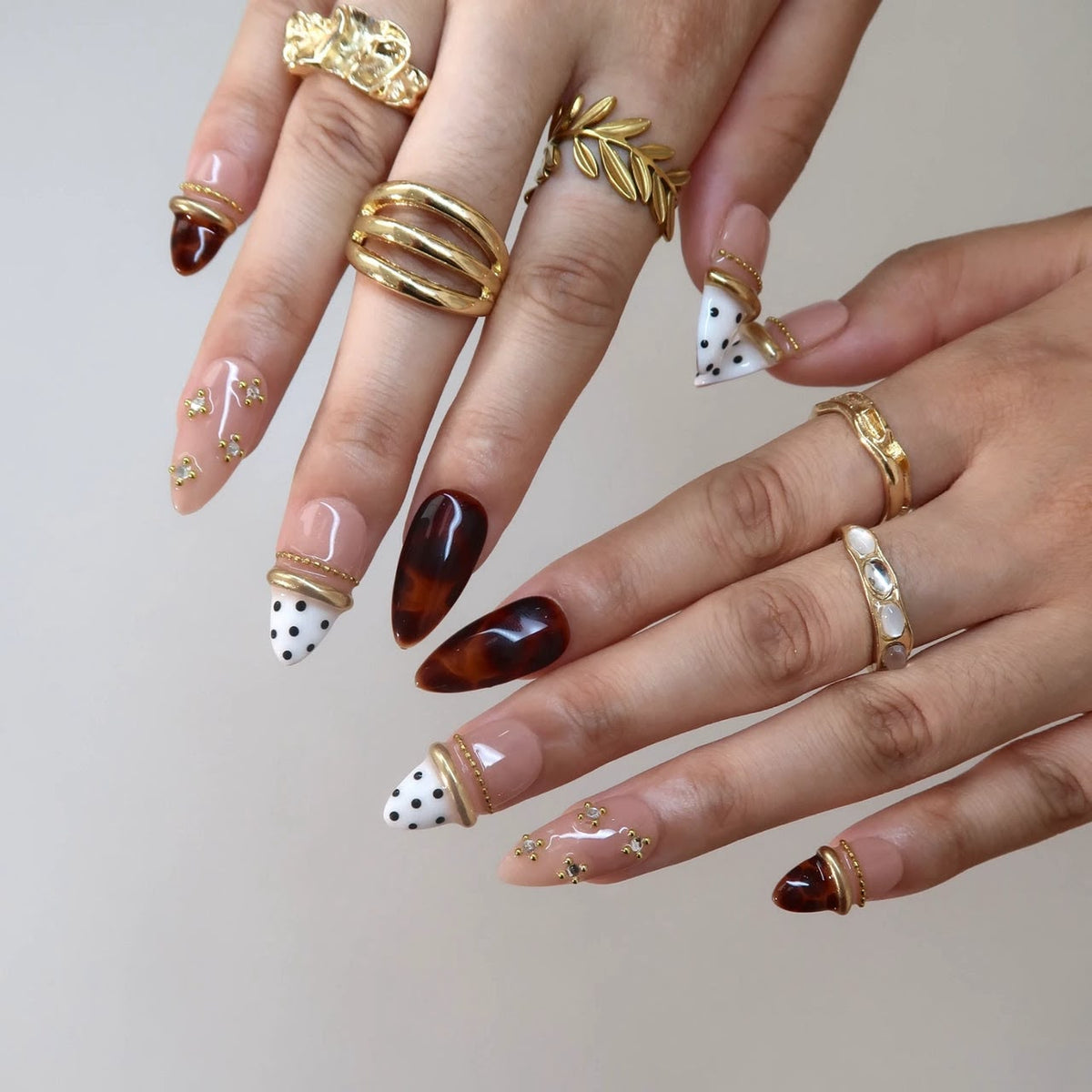 Checkmate Chic- Handmade Press Ons