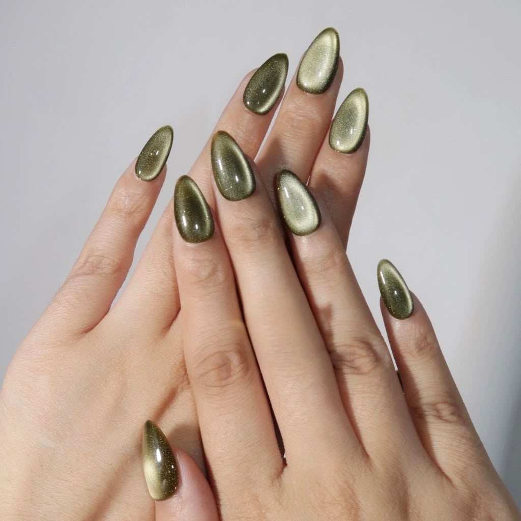 Olive Stare - Handmade Press Ons