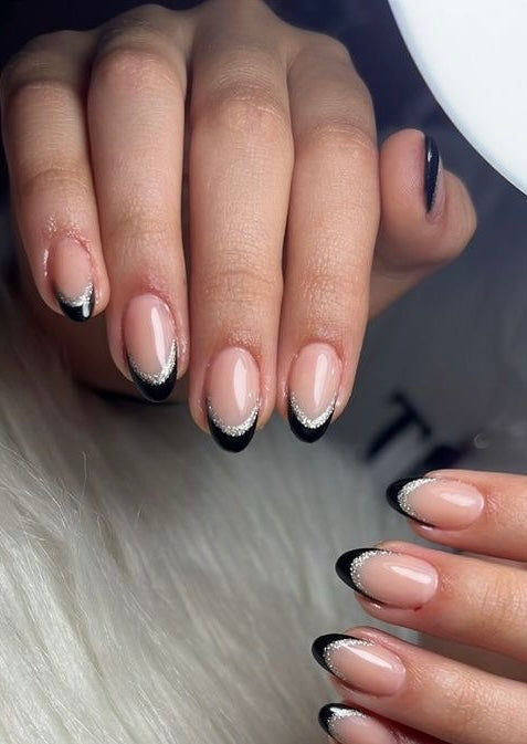 Black-silver tips