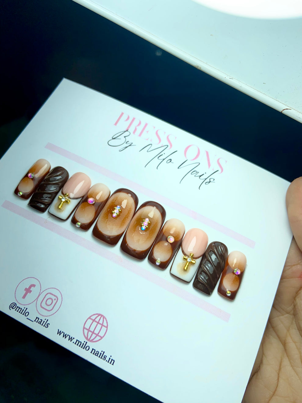 Black & white cross nails