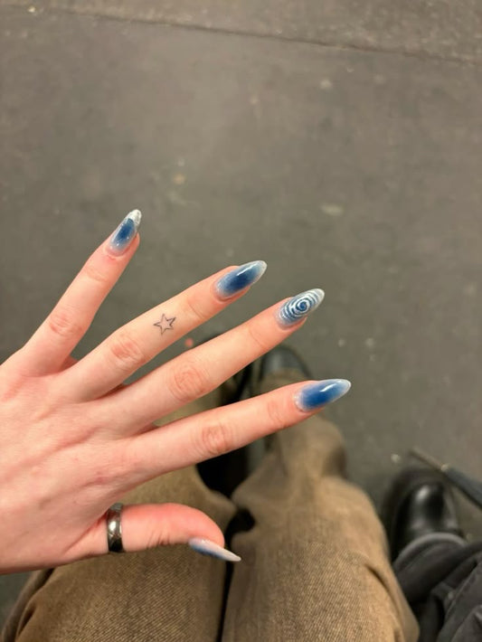 Blue aura with silver chrome