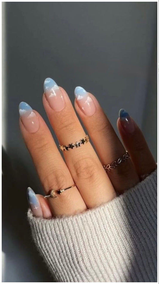 Blue cloudy nails