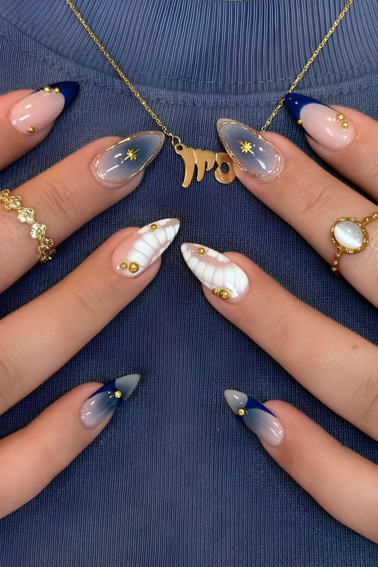 Blue-white greek nails