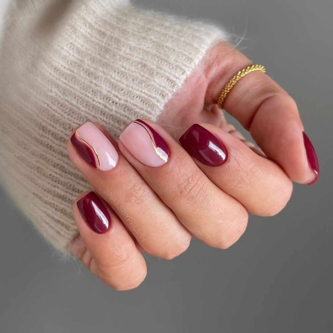 maroon nails