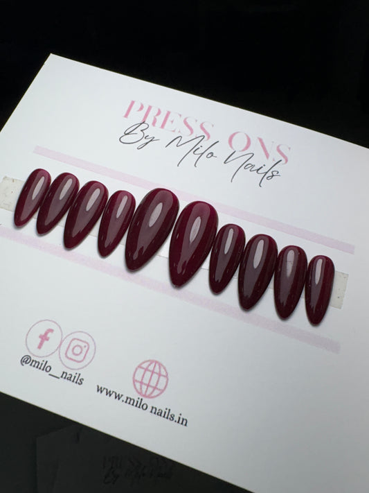 Maroon solid nails
