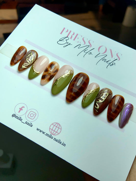 Greek 3-d nails