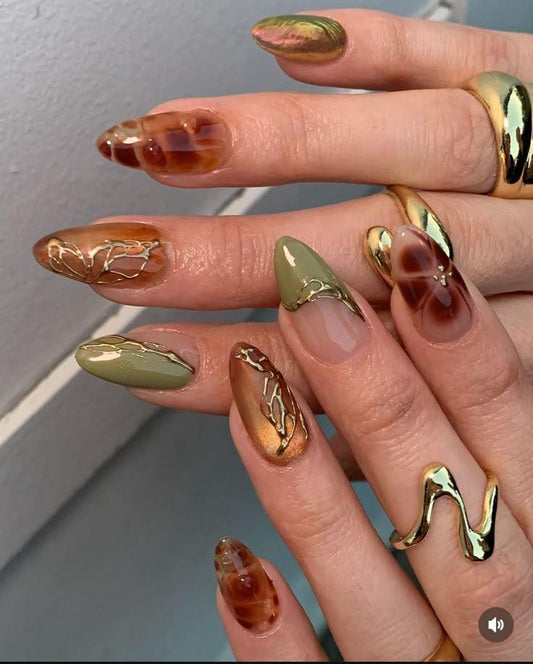 Greek 3-d nails