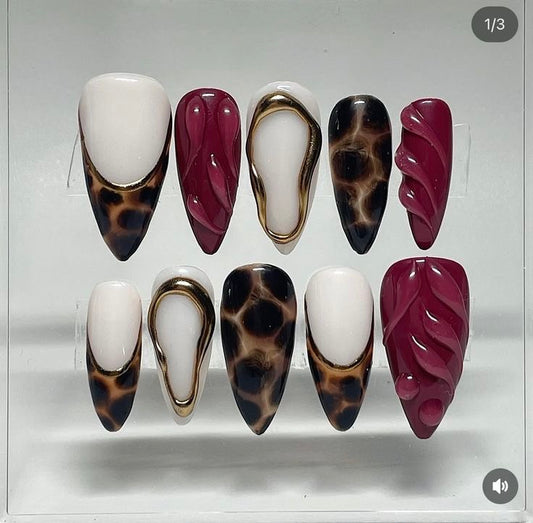 Maroon 3-d nails