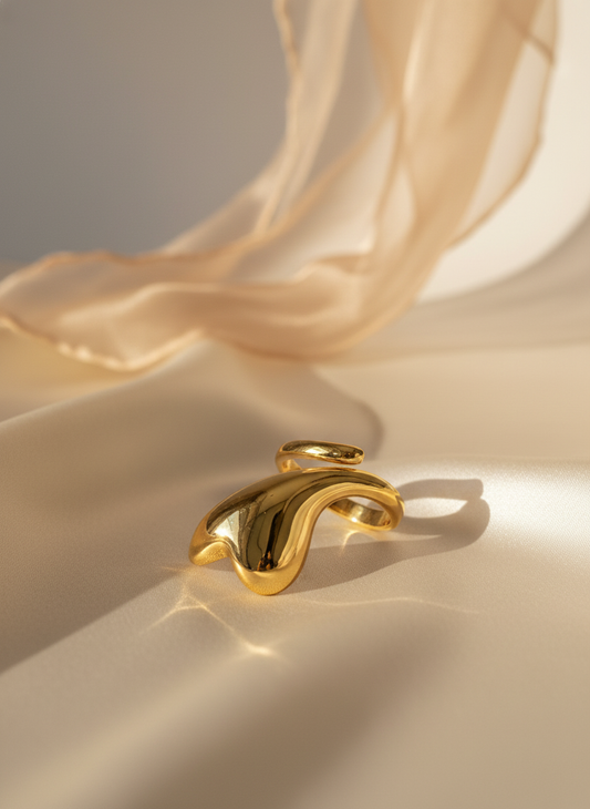 Golden Dolfin Adjustable Ring – 18K Gold-Plated Feminine Charm