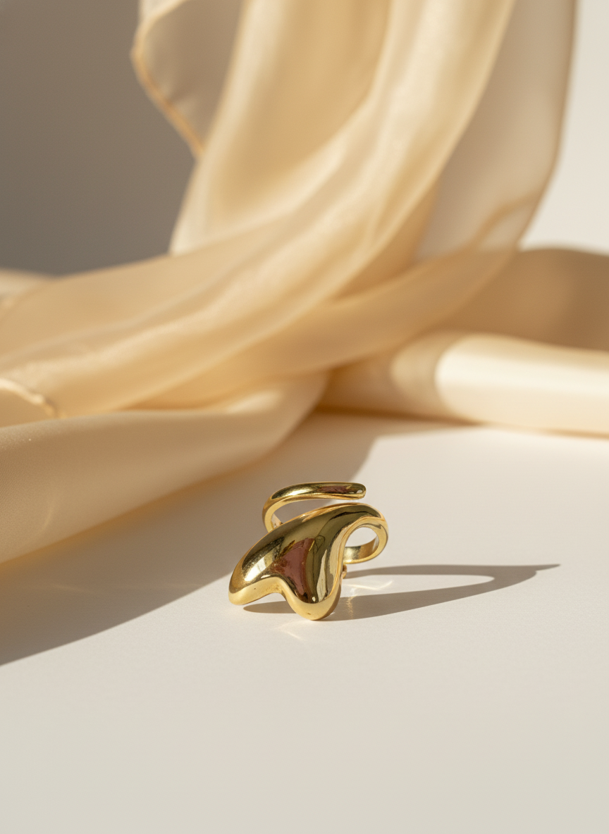 Golden Dolfin Adjustable Ring – 18K Gold-Plated Feminine Charm