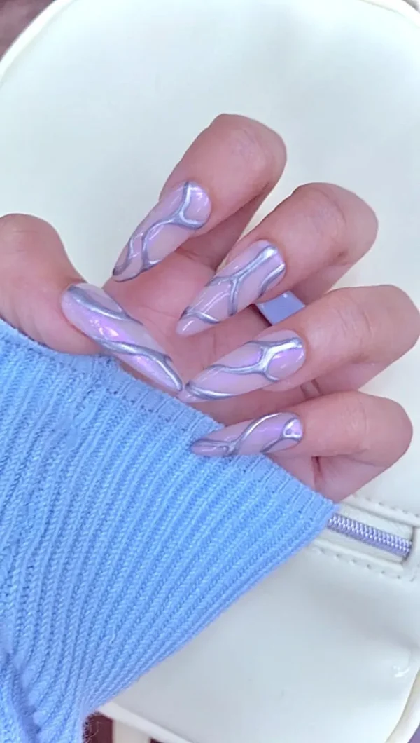 Silver Metallic swirls, press ons by milo nails