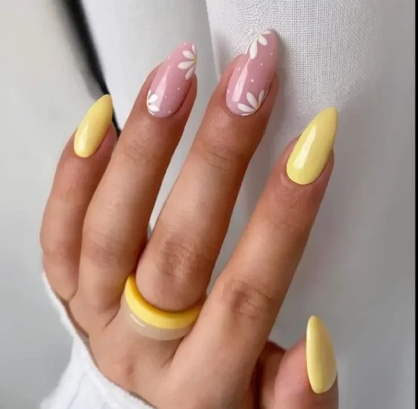 yellow flower nails press ons/ Milo Nails